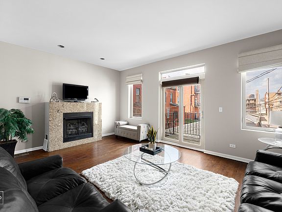 2nd image of 404 E 46th St Unit 1C