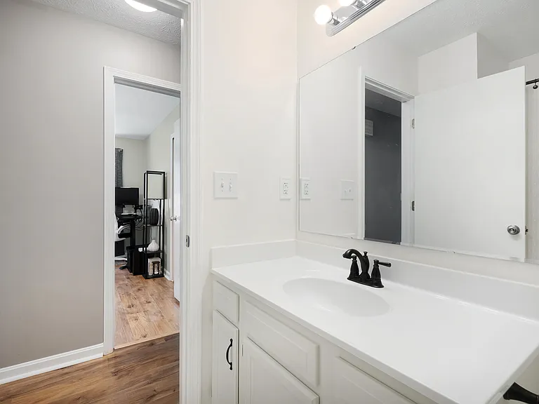 2815 Dandor Rd — Photo 24