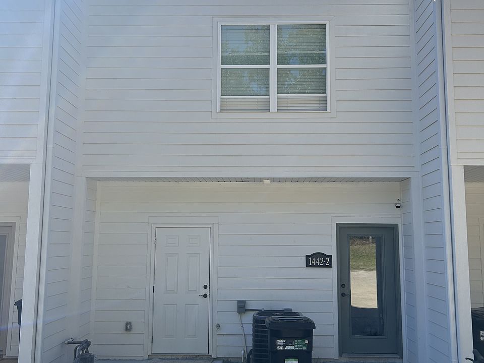 1st image of 1442 E Huntsville Rd #2