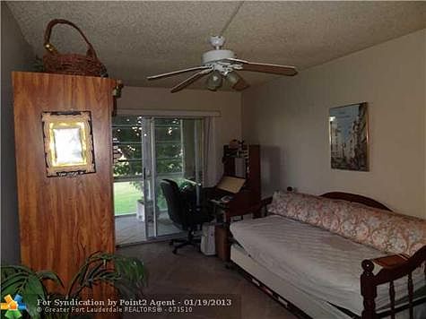 4th image of 2001 Swansea Cres #A