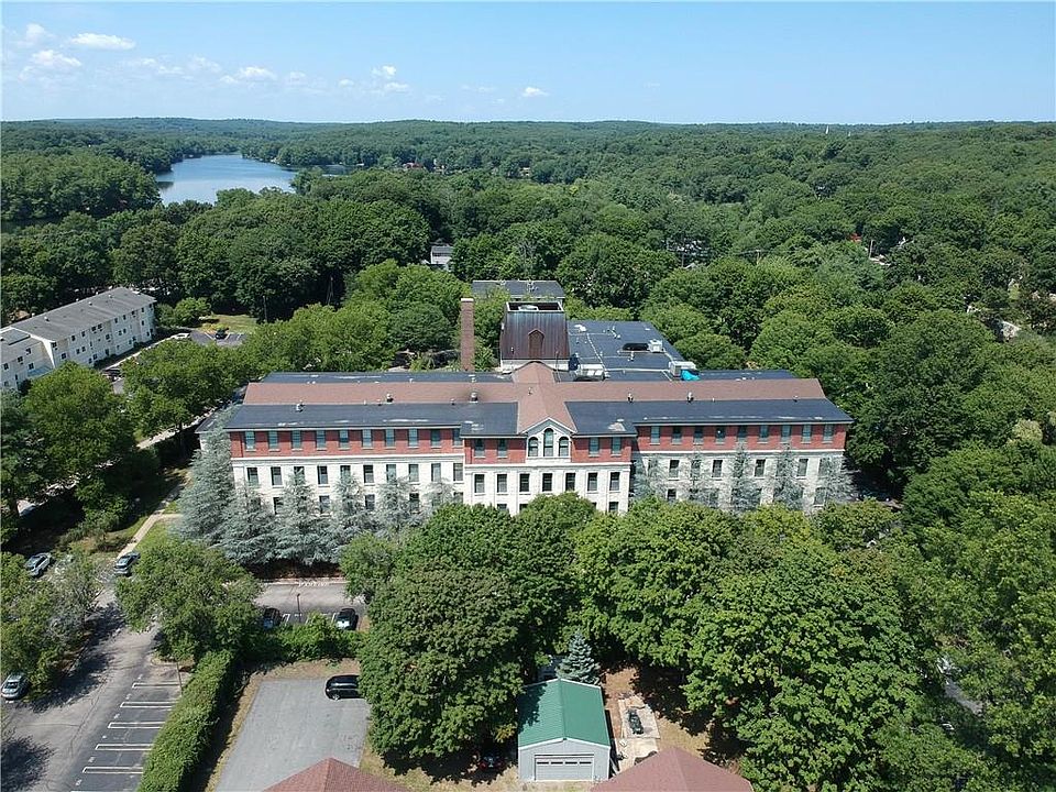 1st image of 15 Higgins St APT 314