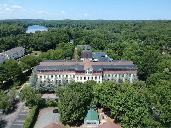 15 Higgins St APT 314, Smithfield, RI 02917