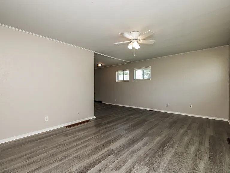 2908 Ghent Ave — Photo 3