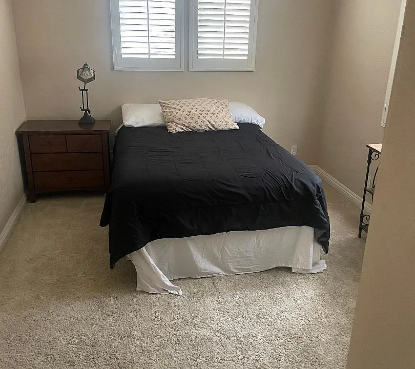 Sea Vista Pl
