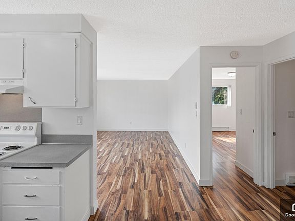 5th image of 4709 Vesper Dr APT 10
