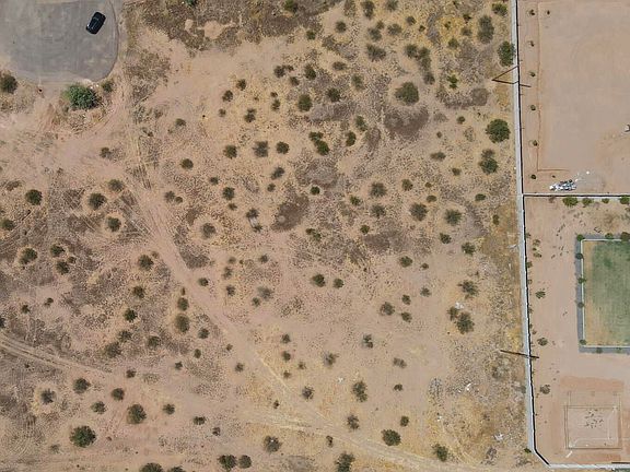 3rd image of 8214 Donald Way -- #33