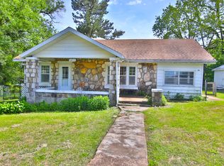 211 Grant St, Thayer, MO 65791