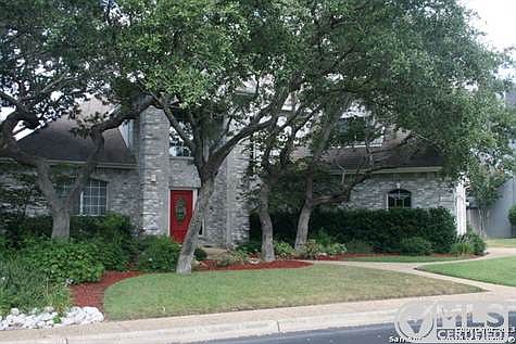 3rd image of 17335 Fountain Bluff Dr