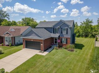 637 Falcon Dr, Dundee, MI 48131