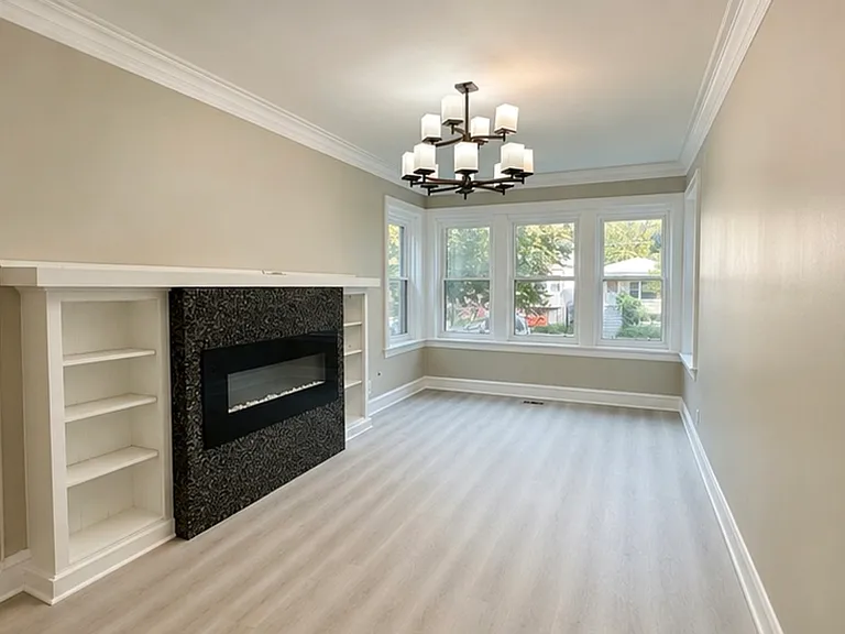 4726 N Springfield Ave #1 — Photo 2
