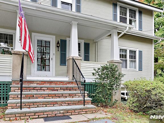 2nd image of 59 Linden Avenue