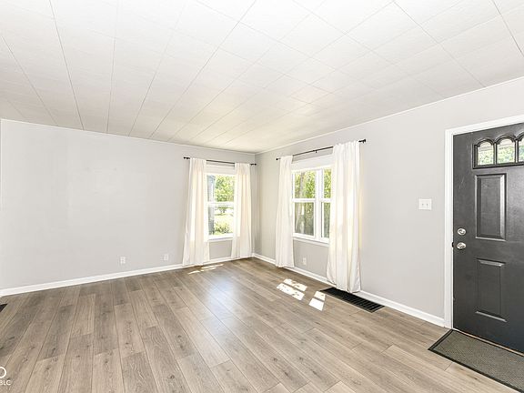 4th image of 5301 Evanston Ave
