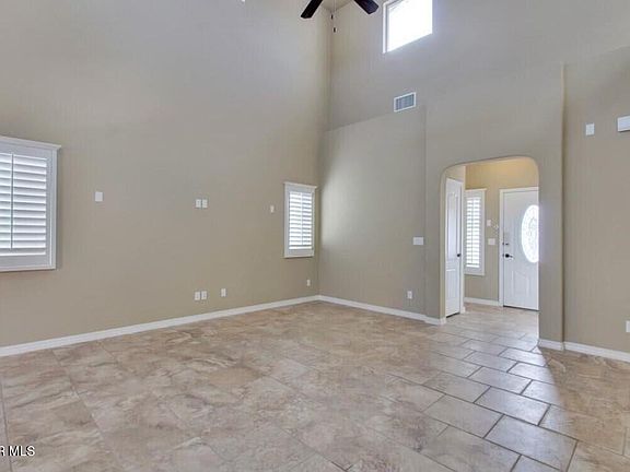 5th image of 824 Crathorne St