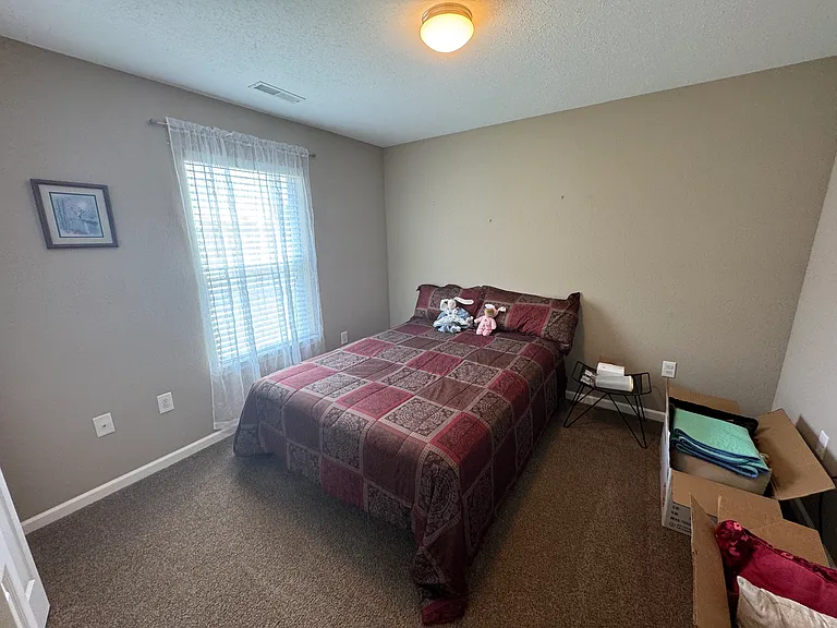 809 W Hildreth St — Photo 5