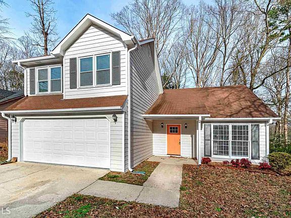 2nd image of 2435 Windridge Dr NE