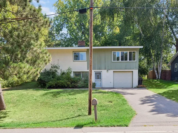 4194 Bellaire Ave, White Bear Township, MN 55110