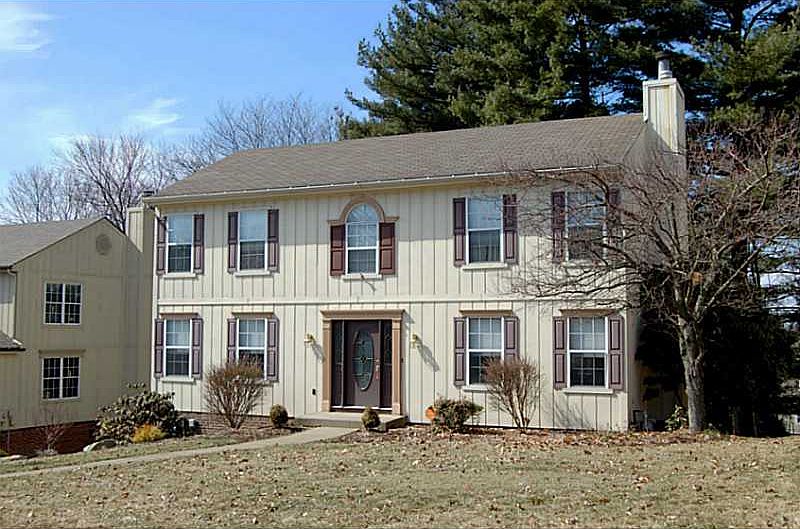 1st image of 313 Yorktown Dr