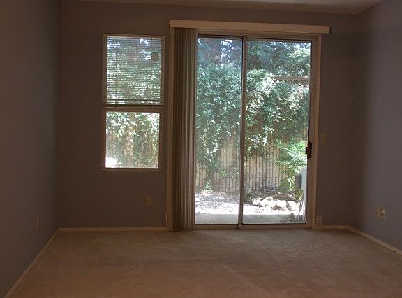 2nd image of 318 Brightstone Cir