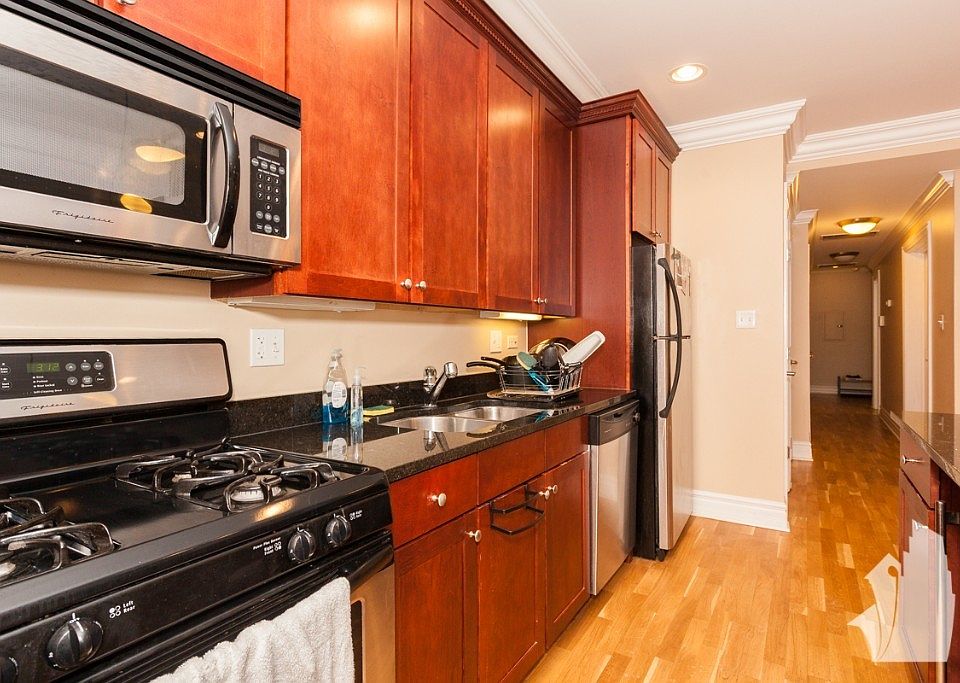 1st image of 1707 N Crilly Ct #B