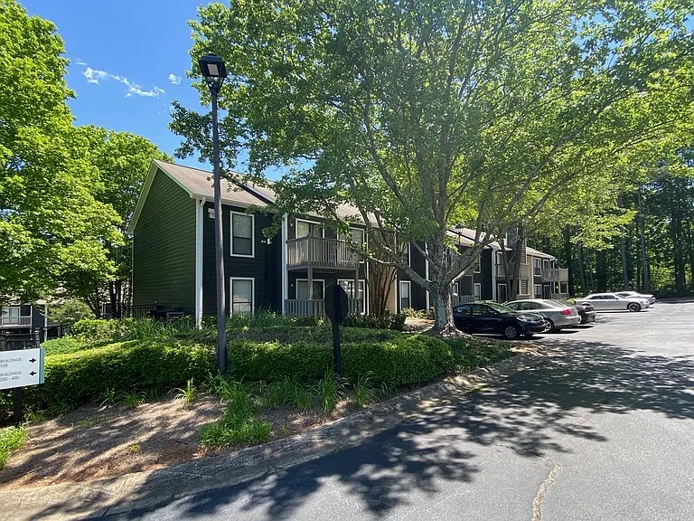 Woodcrest Village — Photo 17