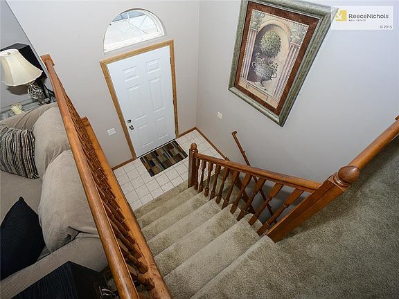 3rd image of 1220 NE Green St