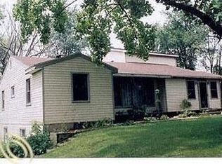 4240 Hadley Rd, Metamora, MI 48455