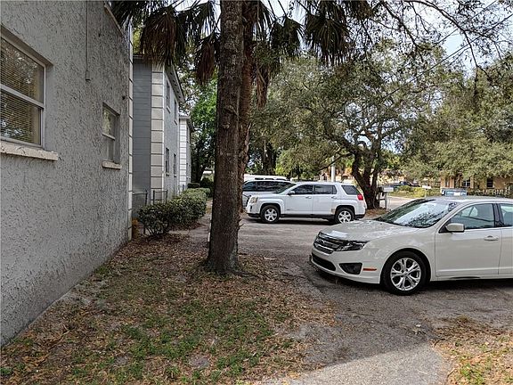 5th image of 1015 E Bougainvillea Ave