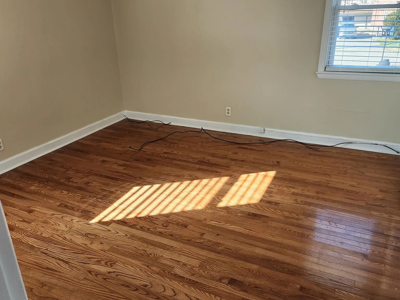 2210 Gerald Ct — Photo 4
