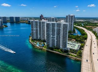 Mystic Pointe, Aventura, FL 33180