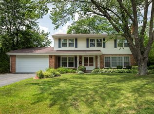 1516 Wincanton Dr, Deerfield, IL
