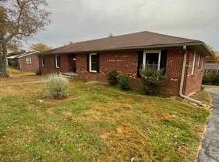 118 Robin Rd, Nicholasville, KY 40356
