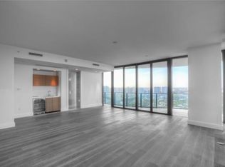 19505 Collins Ave, Sunny Isles Beach, FL 33160