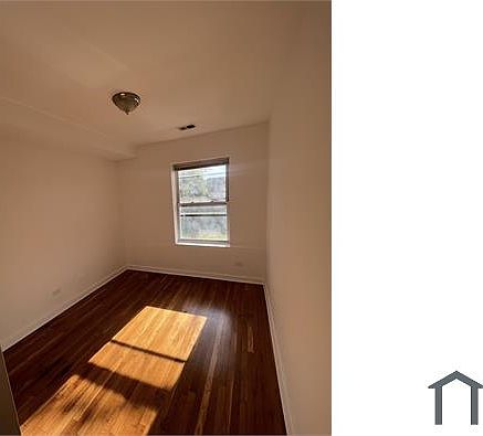 2nd image of 5322 W Washington Blvd