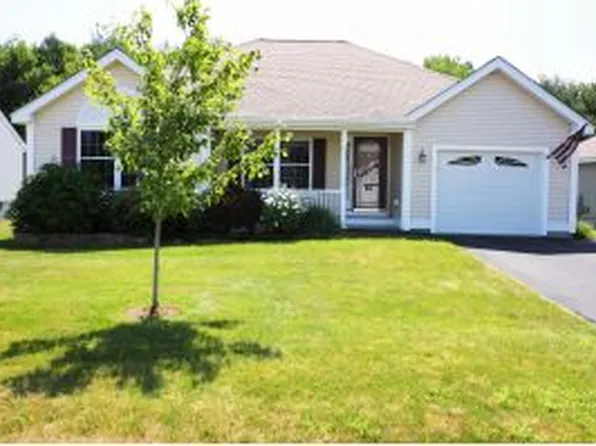 7 Amanda Dr, Hudson, NH 03051