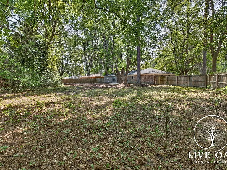 623 Georgia Ave — Photo 21