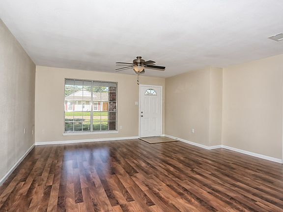 5th image of 11362 Peggy St