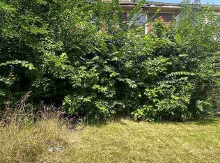 5090 Larchmont St, Detroit, MI 48204