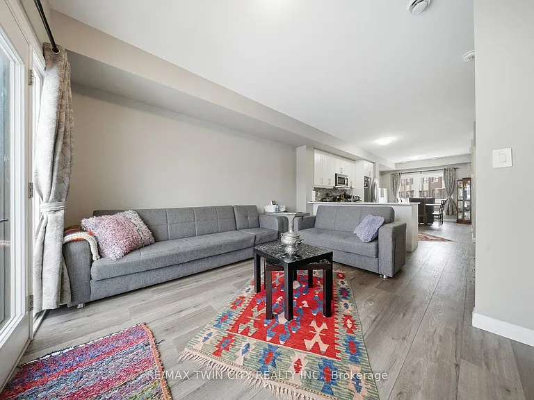 720 Grey St #46 — Photo 15