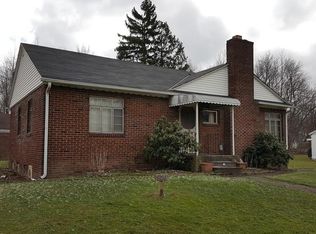 926 E 23rd St, Ashtabula, OH 44004
