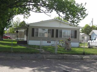 1601 11th St, Wheatland, WY 82201