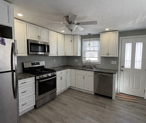 3rd image of 36 Petipas Ln #1
