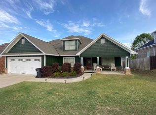 8 Wally Ln, Phenix City, AL 36867