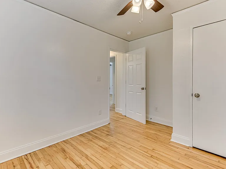 2446 Young Dr — Photo 14