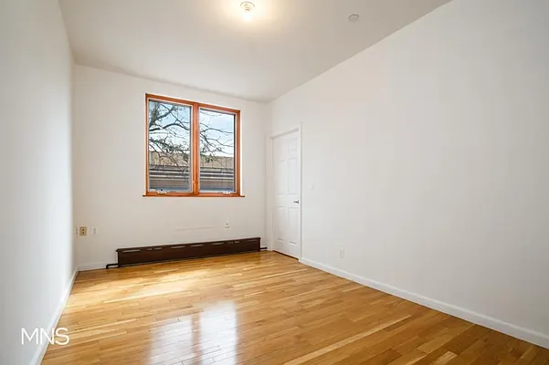 Rented by MNS Marketing | media 14