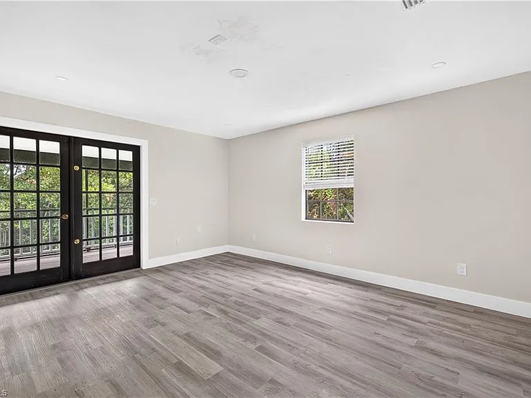 16970 Carolyn Ln — Photo 17