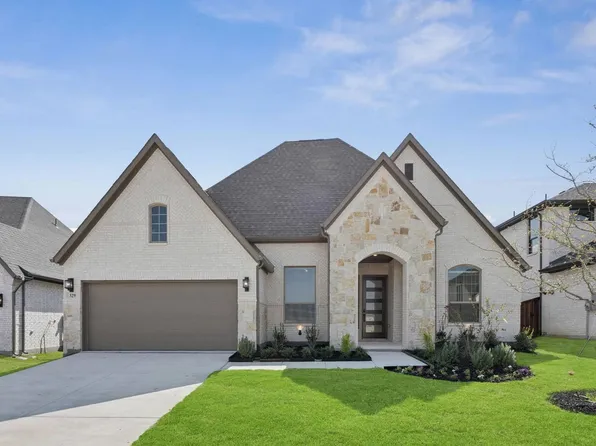 100 Bristol Ln, Azle, TX 76020