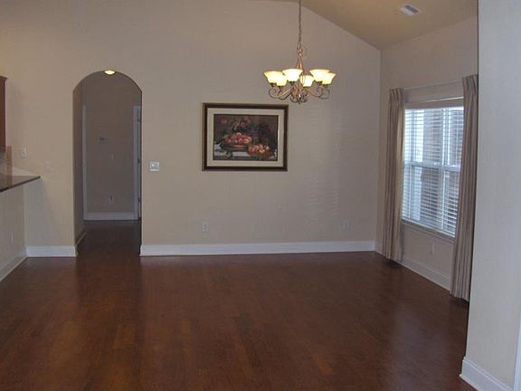 3rd image of 240 Abercorn Way