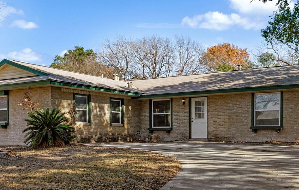 1st image of 3706 Petry Dr