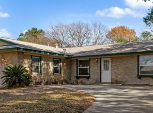 3706 Petry Dr, Kirby, TX 78219