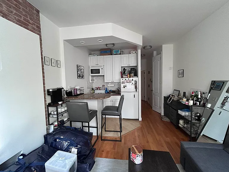 14 Jones St #3-A — Photo 4